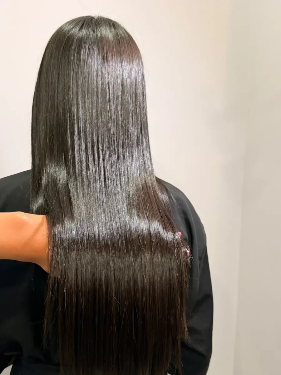 Resultado de alisamento realizado no Studio Joyce Anne